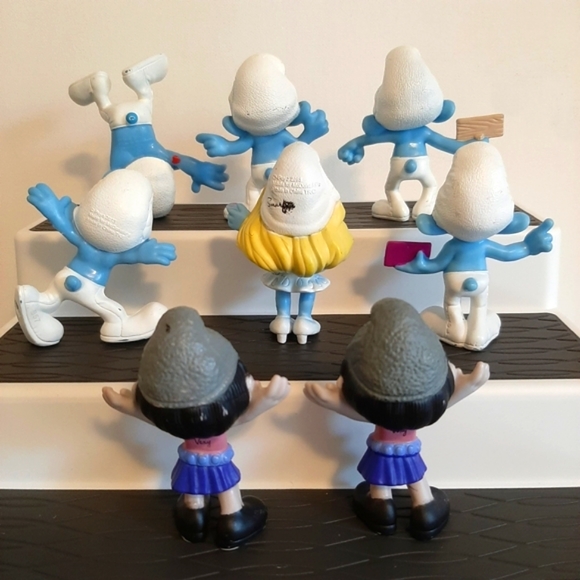 Smurf 2013 McDonalds Lot - Picture 2 of 3